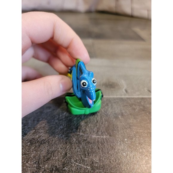 Dory goggles Finding Nemo Disney Pixar toy figure - Picture 5 of 6